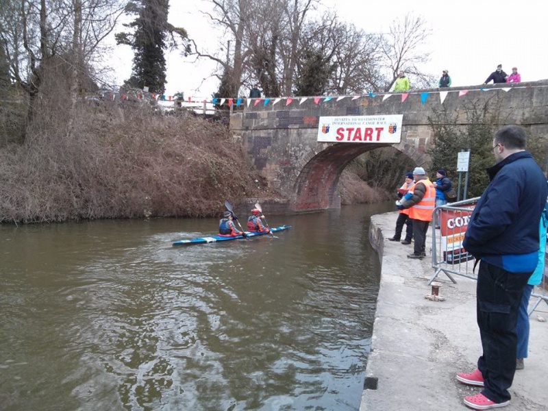File:PaulSteveDWStartLine.jpg